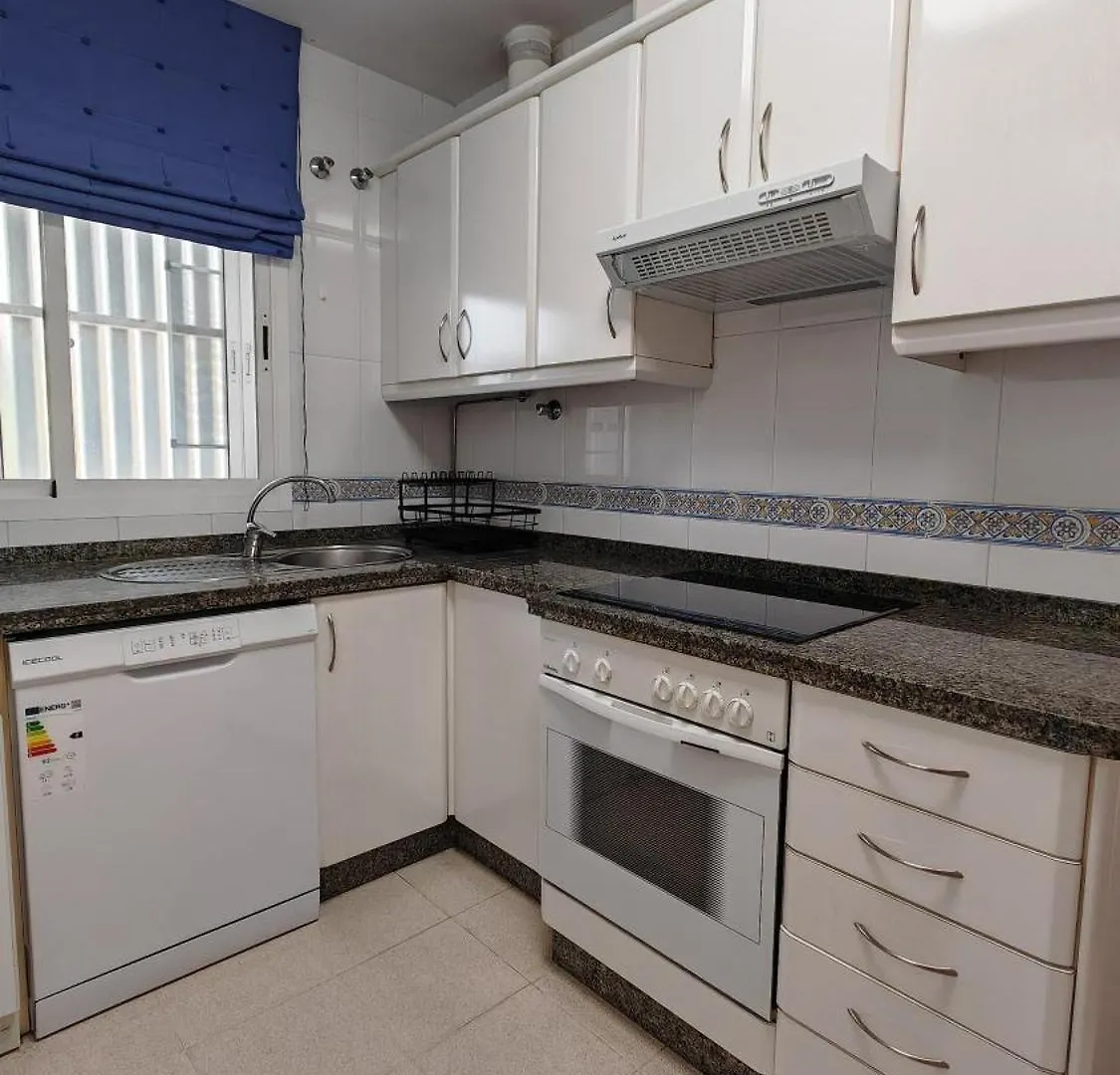 Apartamento En Primera Linea De Playa Con Solarium, Gran Terraza Y Piscina ミハス